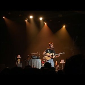 Meet your Posher, Mia